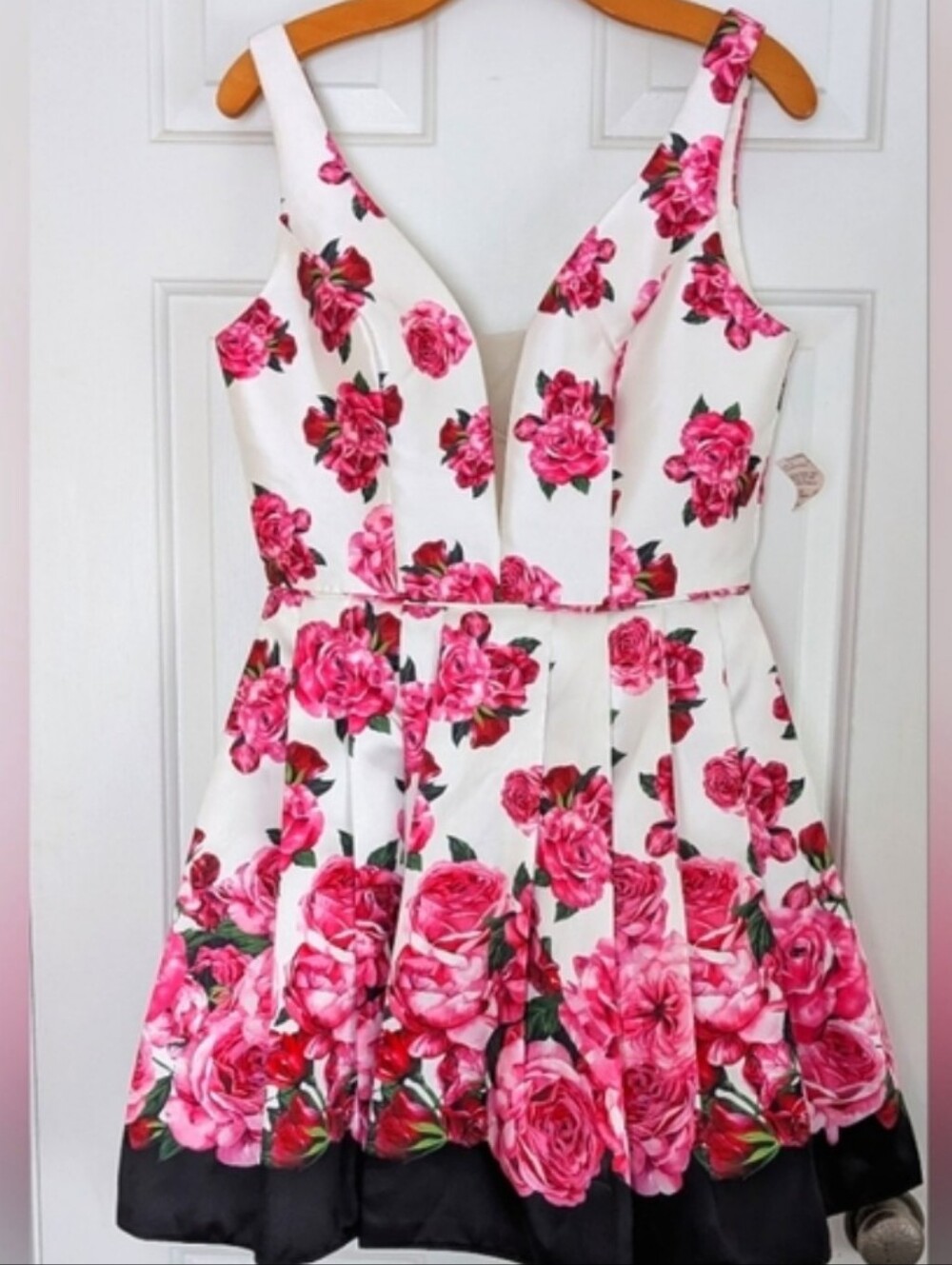 Camille La Vie Boutique Floral Sleeveless Dress with Pink Roses - Picture 10 of 10